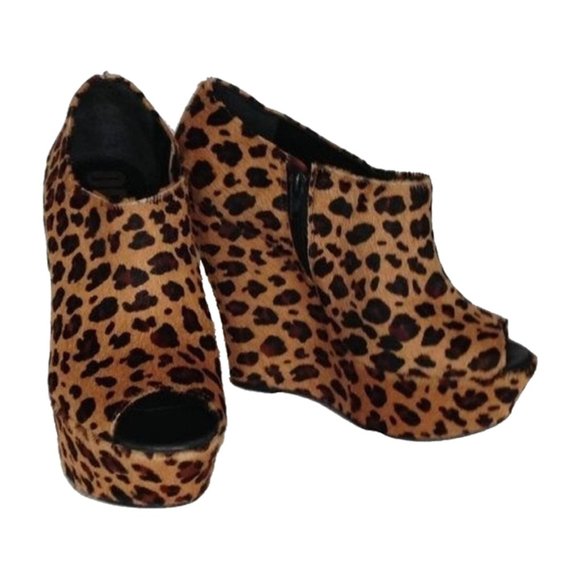 Vintage Leopard Platform Peep Toe Wedges - Picture 1 of 10
